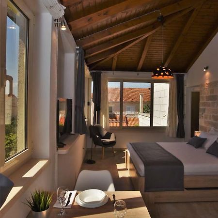 Apartments4You Supetar-The Best And Most Popular Apartments For Discovering The Island - Free Parking - 200 Meters From The Beach 外观 照片