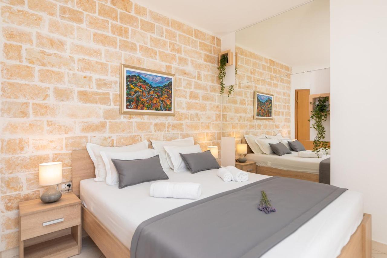 Apartments4You Supetar-The Best And Most Popular Apartments For Discovering The Island - Free Parking - 200 Meters From The Beach 外观 照片